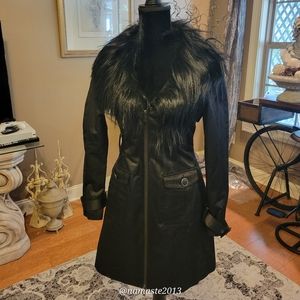 Bebe Faux Fur Removable Collar Cotton Blend Satin Feel Fabric Black in xs #597